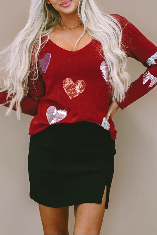 Red Sandalwood Sequined Heart Shape Bow Graphic V Neck Top