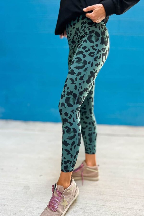 Green Classic Leopard Print Active Leggings
