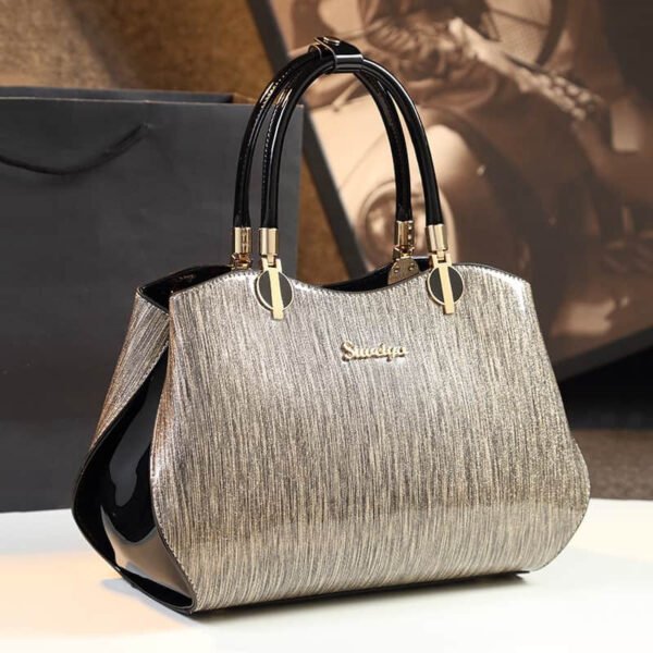 Simple Fashion Handbag