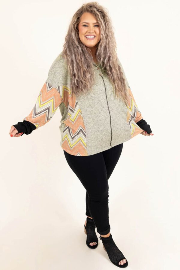 Gray Plus Size Chevron Sleeves Top