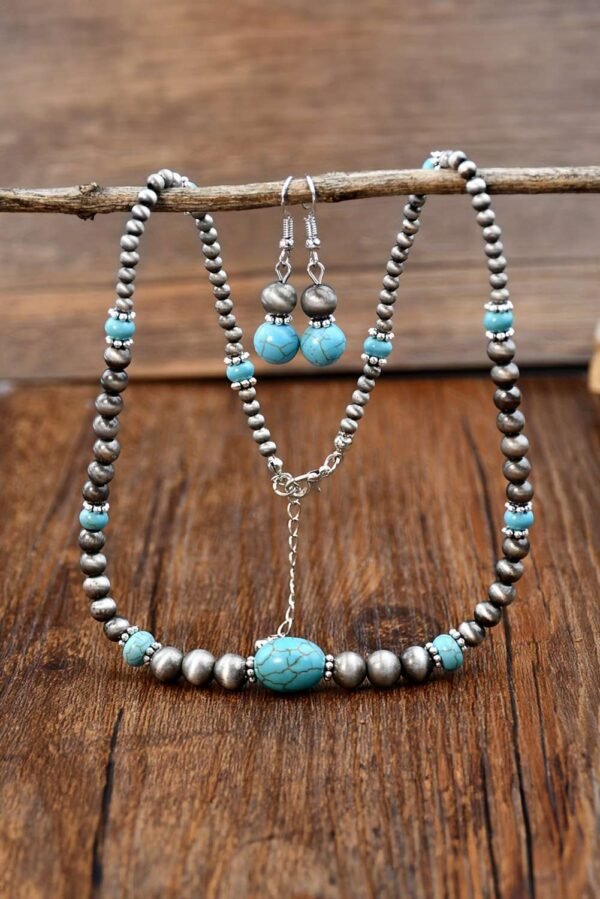 Silvery Western Turquoise Beaded Necklace and Earring Set