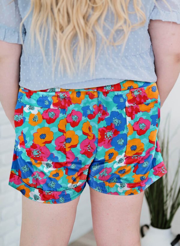 Multicolor Plus Size Abstract Floral Print Drawstring Shorts