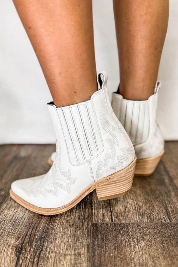 White Embroidered Leather Thick Heel Booties