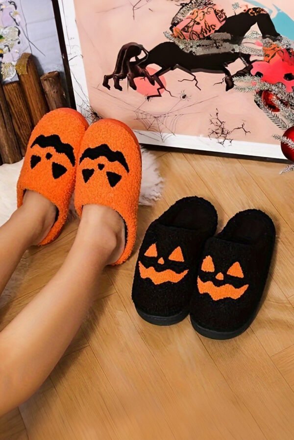 Black Halloween Pumpkin Face Graphic Plush Slippers