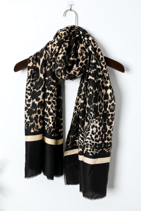 Black Leopard Printed Raw Edge Warm Scarf