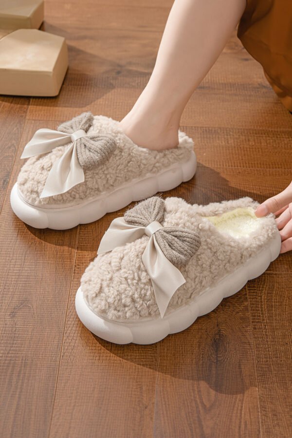 Camel Contrast Bowknot Applique Plush Winter Slippers (Bow Colors May Differ by Batch)