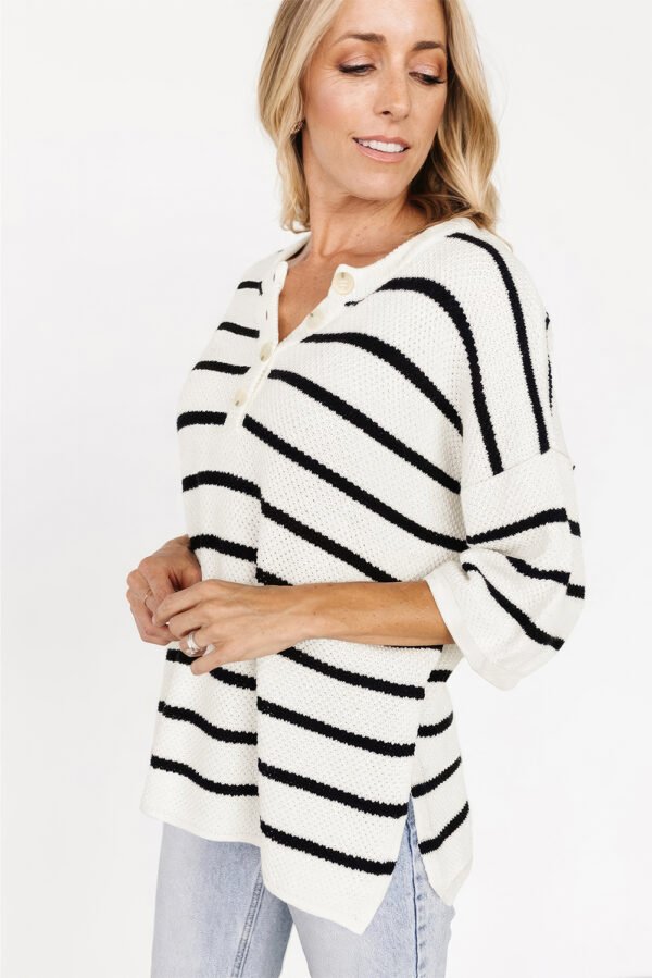 White Stripe Henley Buttoned Placket Drop Shoulder Bracelet Sleeve Knit Sweater Tee