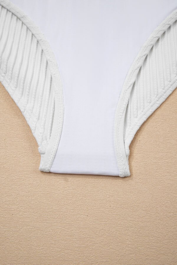 White Textured Contrast Banding Bikini High Waist 2pcs Swimsuit