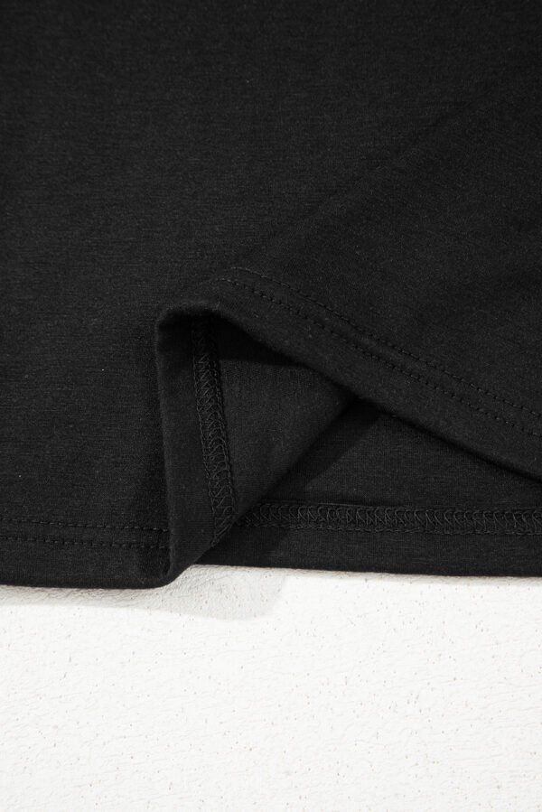Black Spaghetti Strap Skinny Fit Cropped Tank Top