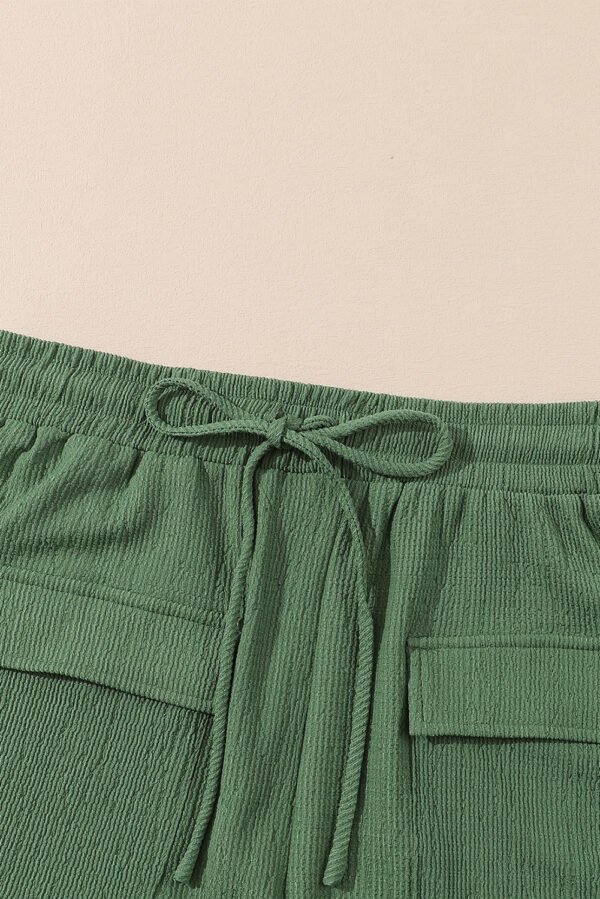 Green Flap Pocket Casual Drawstring Shorts