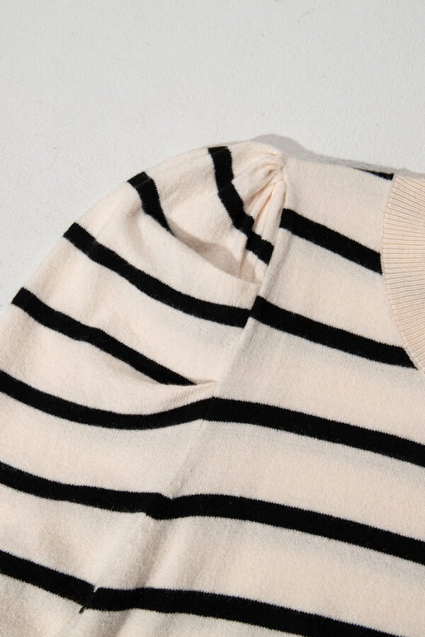 Black Stripe Ribbed Trim Round Neck Bubble Sleeve Knitted Top