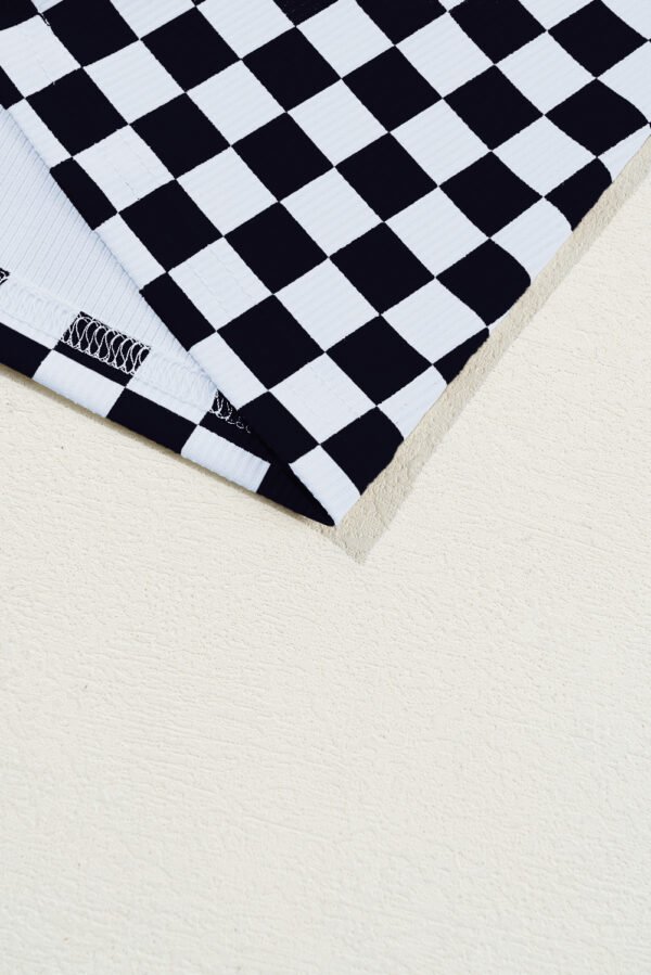 Black Checkered Ribbed Slim Fit Crew Neck T Shirt