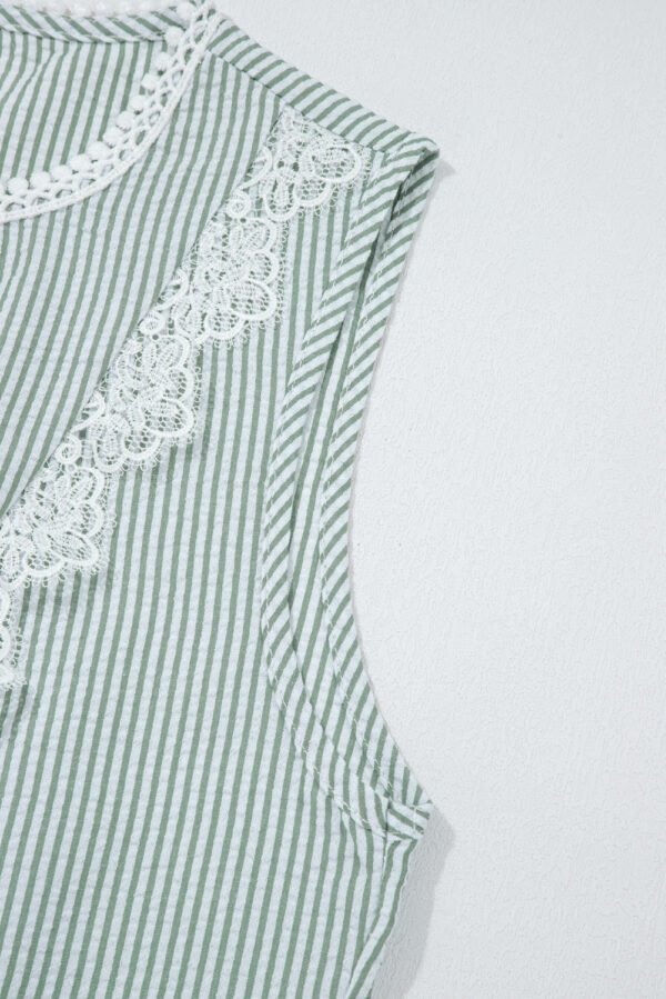 Green Stripe Lace Patchwork Crew Neck Tank Top