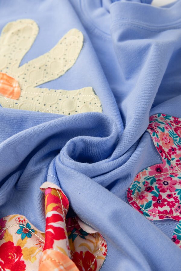 Sky Blue Flower Patched Exposed Stitching Trim Crew Neck Loose Tee