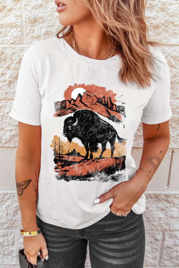 White Western Buffalo On Plains Graphic Crew Neck Tee