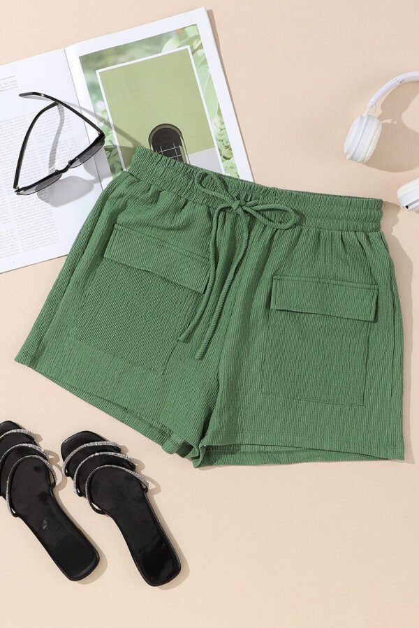 Green Flap Pocket Casual Drawstring Shorts