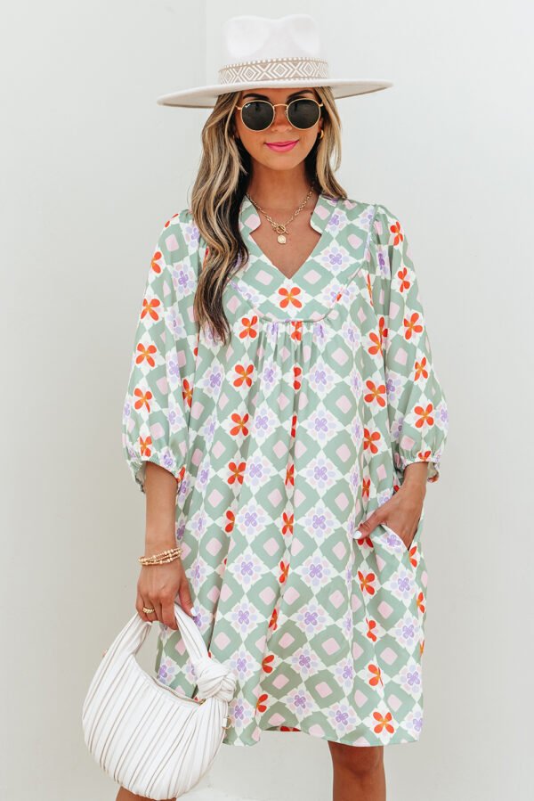 Green Geometric Floral Print 3/4 Sleeve Notched Neck Mini Dress