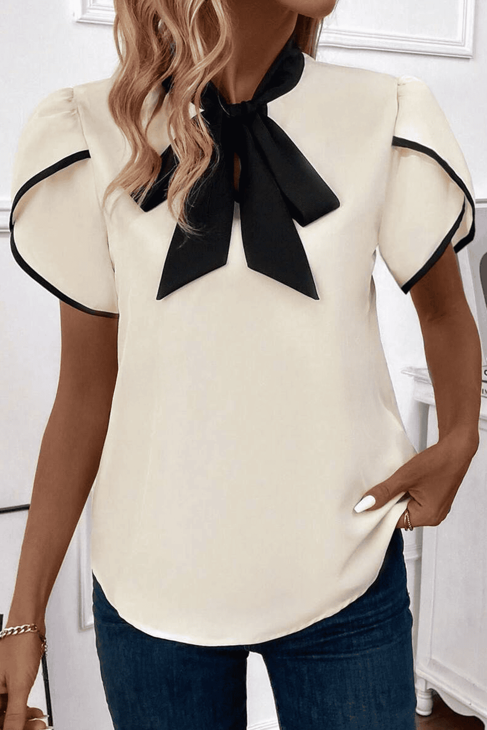 White Bow Knot Neckline Contrast Stripe Short Sleeve Blouse