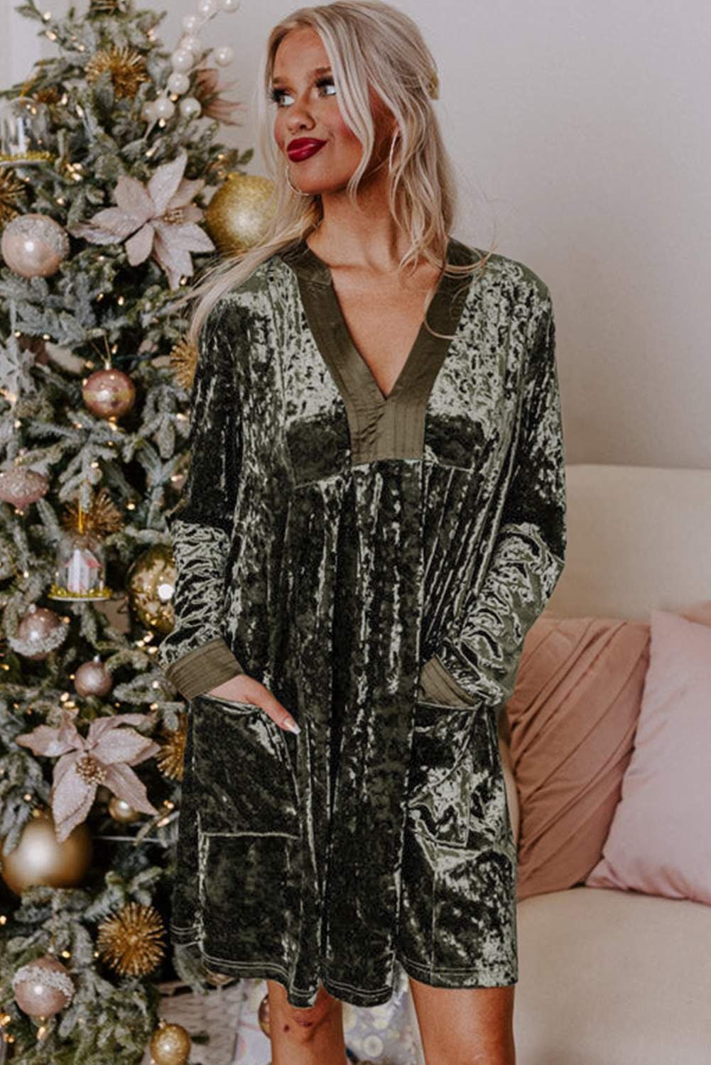 Jungle Green Velvet Long Sleeve V Neck Loose Dress With Pockets