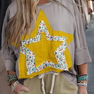 Medium Grey Floral Star Patched Pattern 3/4 Sleeve Plus Size Top