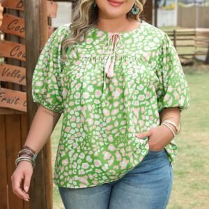 Green Plus Size Floral Tassel Tie Split Neck Puff Sleeve Blouse