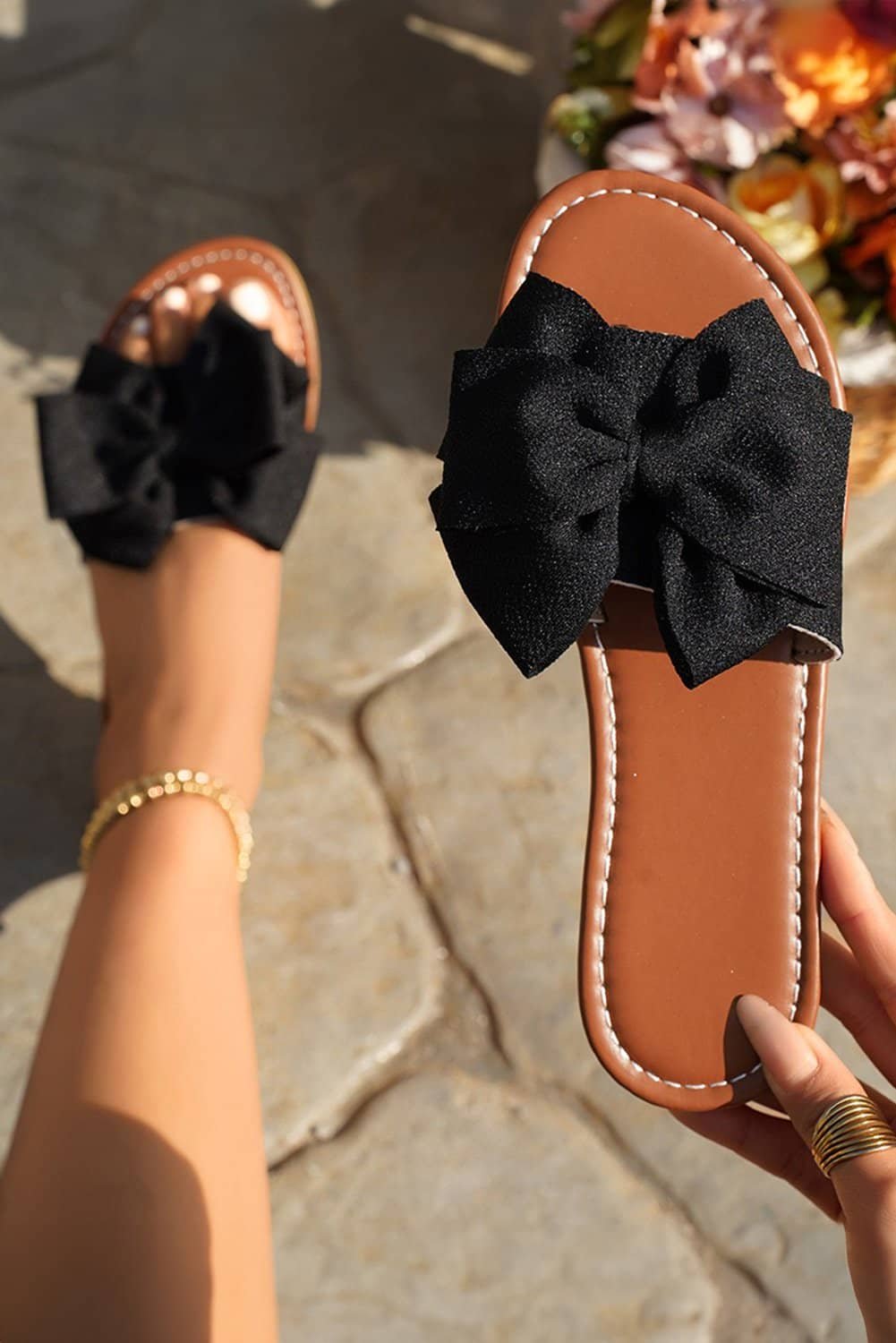 Black Bow Knot Decor Pu Leather Insole Flat Slippers