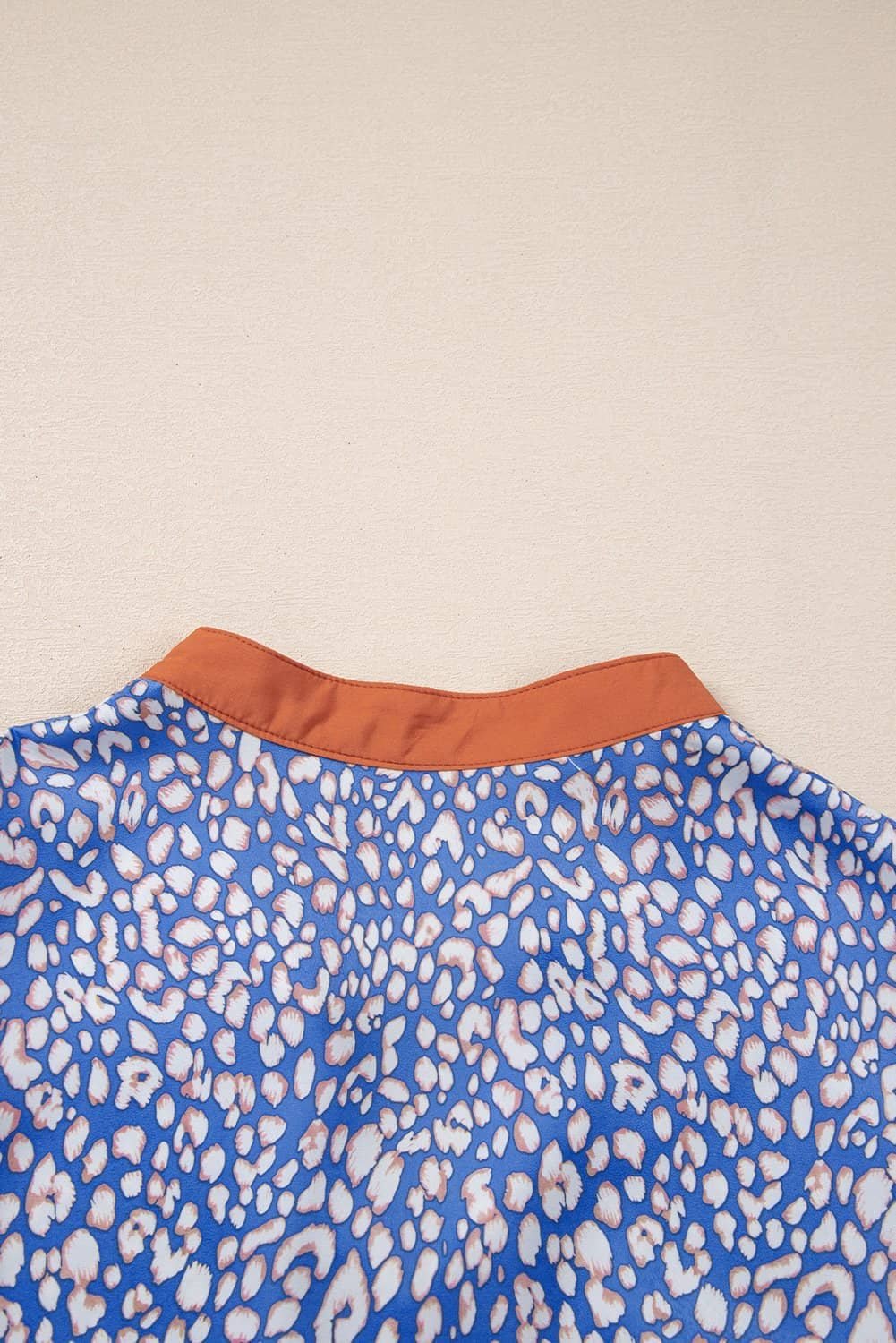 Ashleigh Blue Leopard Print Spot Contrast V Neck Half Puff Sleeve Shirt