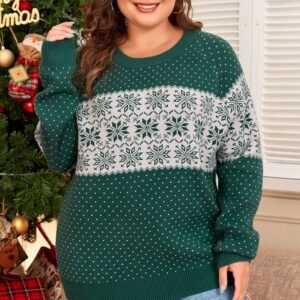 Green Christmas Snowflake Pattern Drop Shoulder Plus Size Sweater
