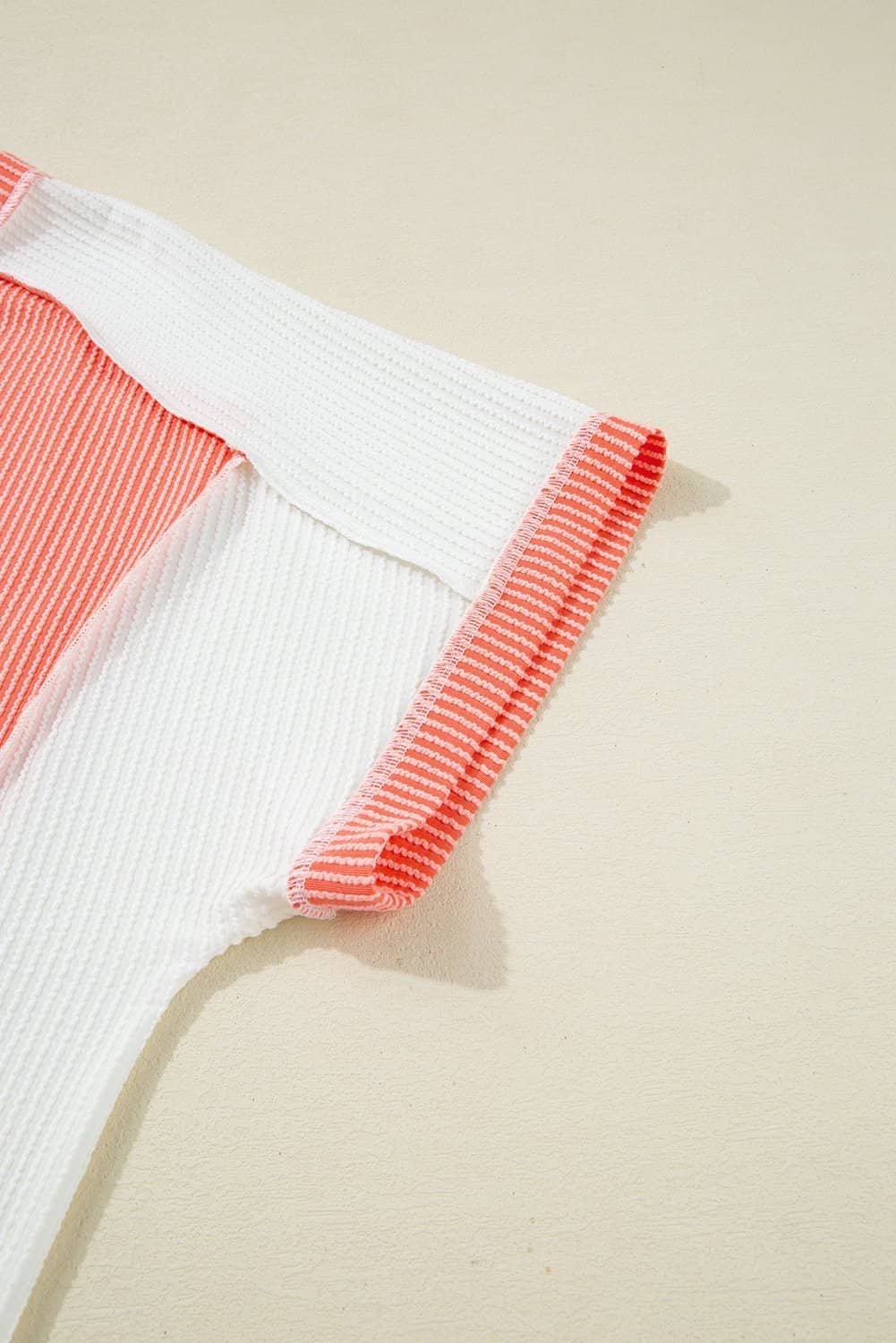 Carrot Twist Rib Colorblock Hi Low Plus Size Short Sleeve Top