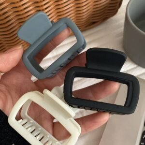 Black Minimalist Frosted Cut Out Hair Claw Clip