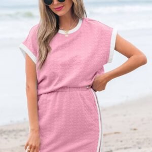 Pink Contrast Trim Textured Crewneck Tee And Pocketed Skirt Set