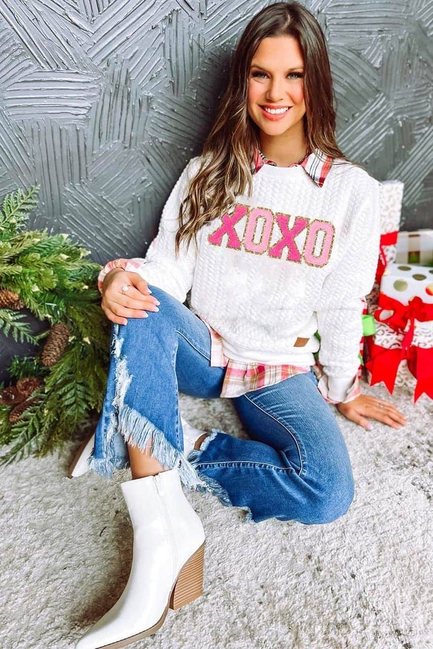 White Xoxo Glitter Chenille Cable Knit Pullover Sweatshirt