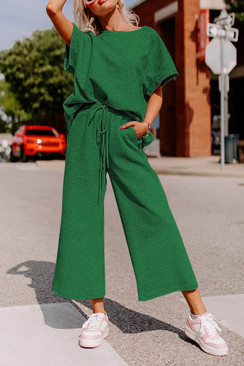 Dark Green Textured Loose Fit T Shirt And Drawstring Pants Set
