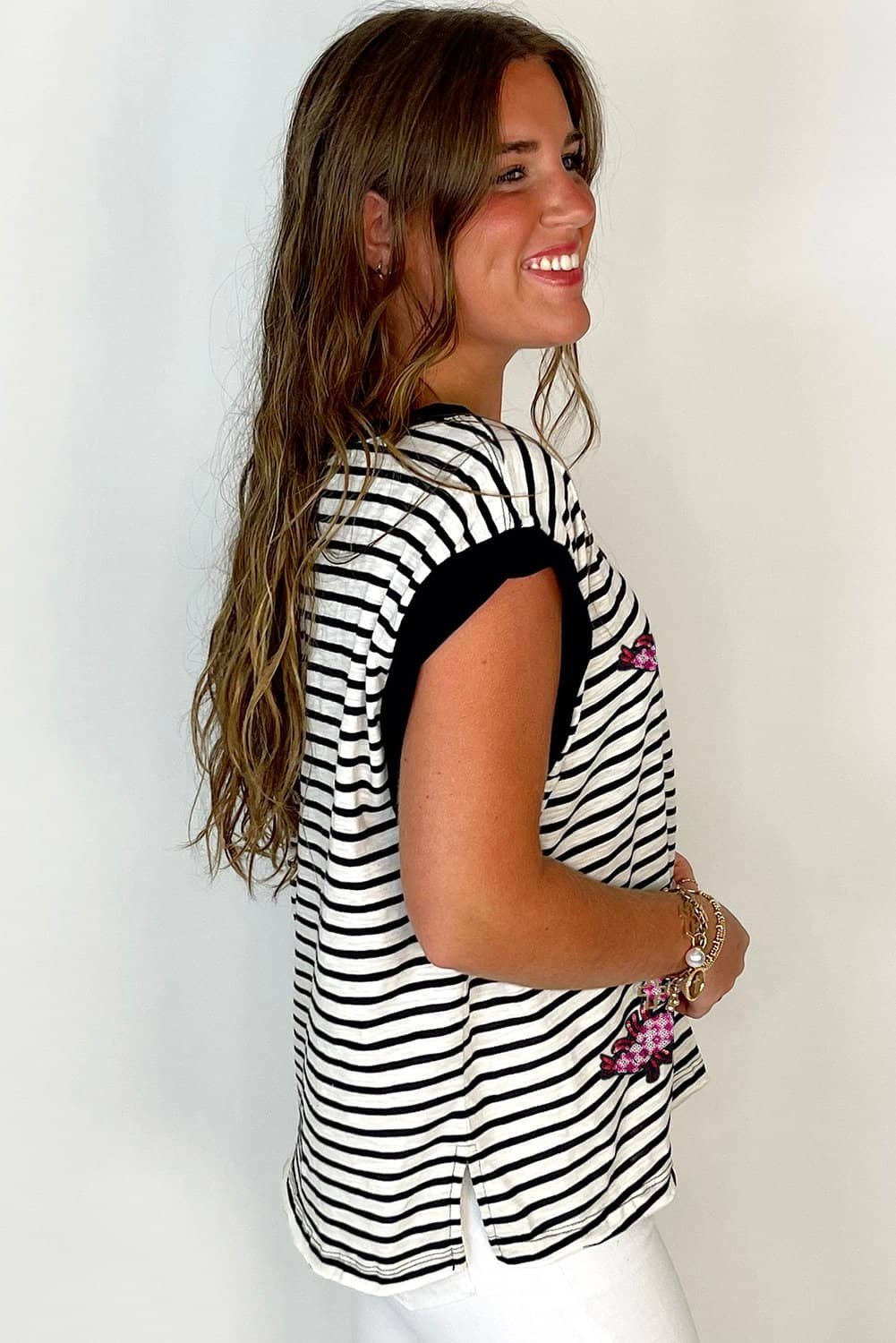 Black Stripe Sequined Lobster Patched Pocket Casual Tank Top