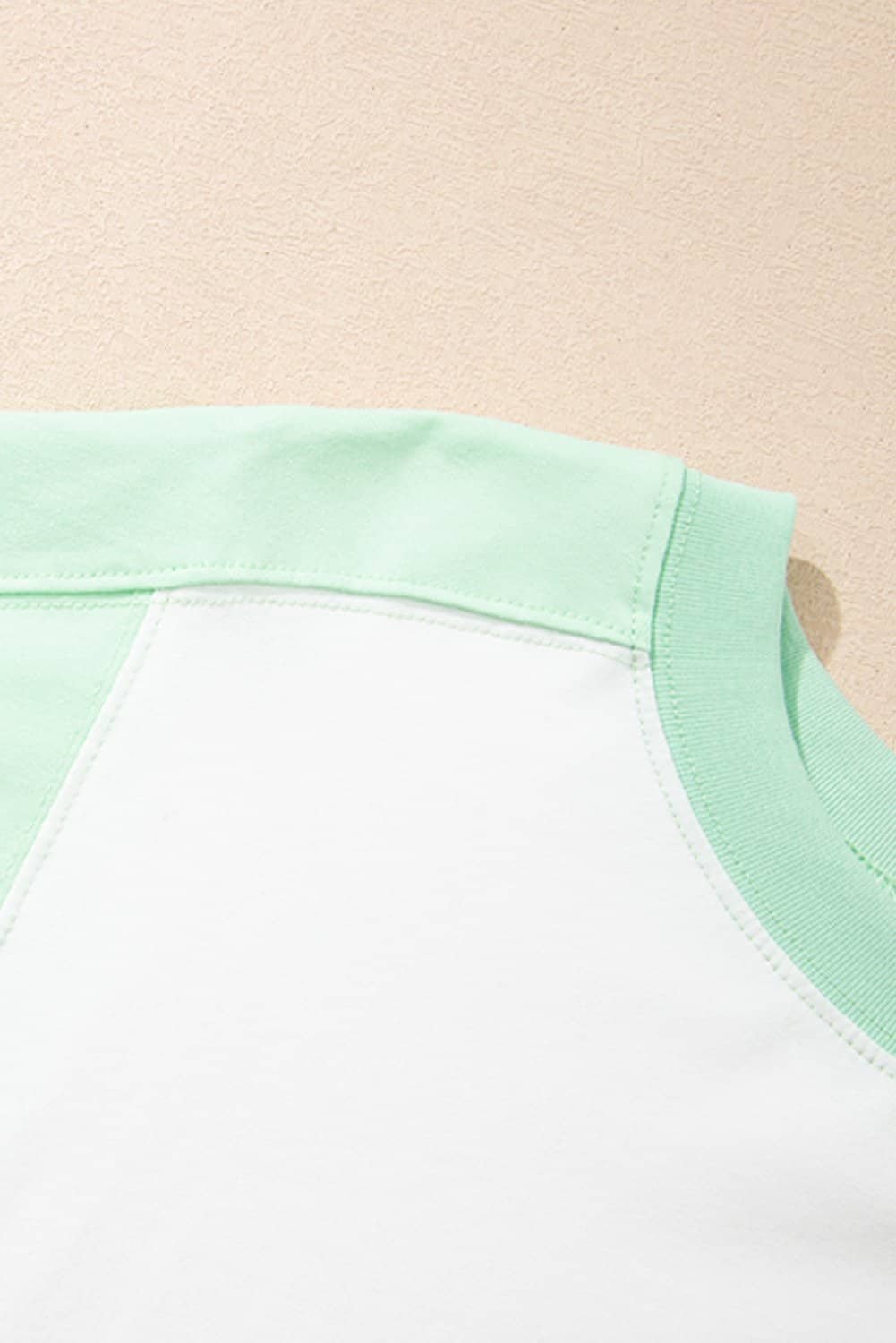 Light Green Color Block Exposed Seam Crew Neck T Shirt