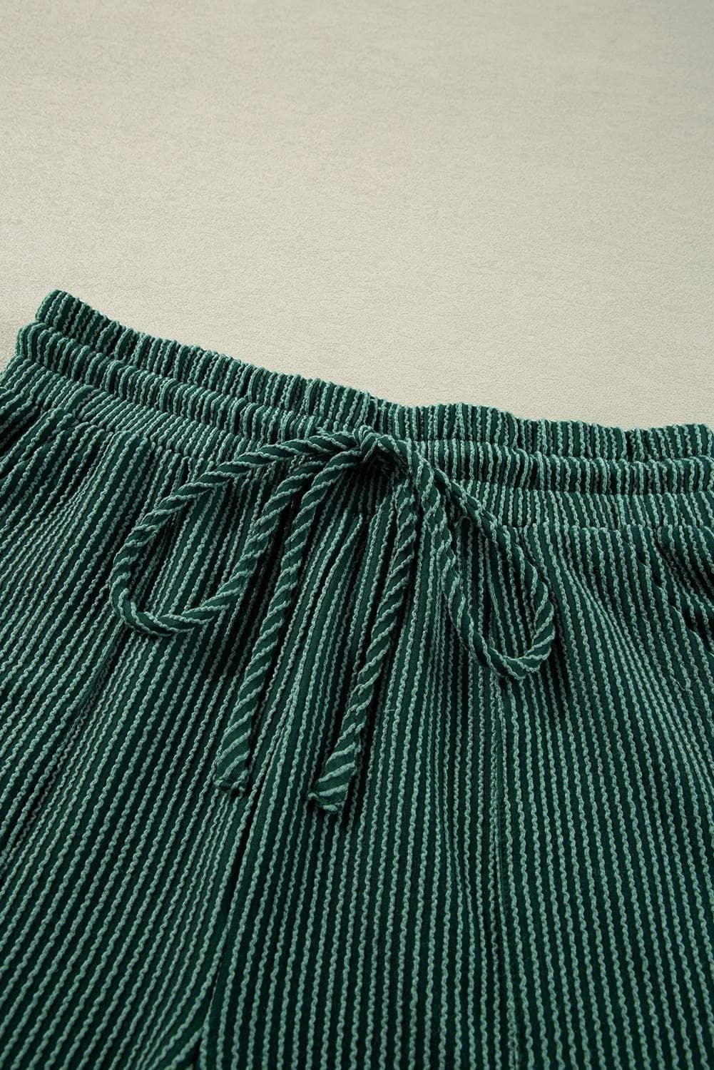 Evergreen Corded Merry Graphic Long Sleeve Top And Shorts Set