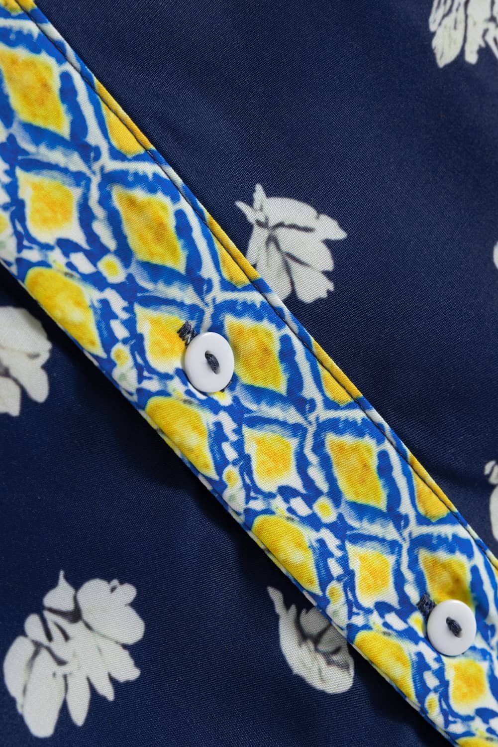 Blue Floral Print Half Sleeve Contrast Trim V Neck Blouse