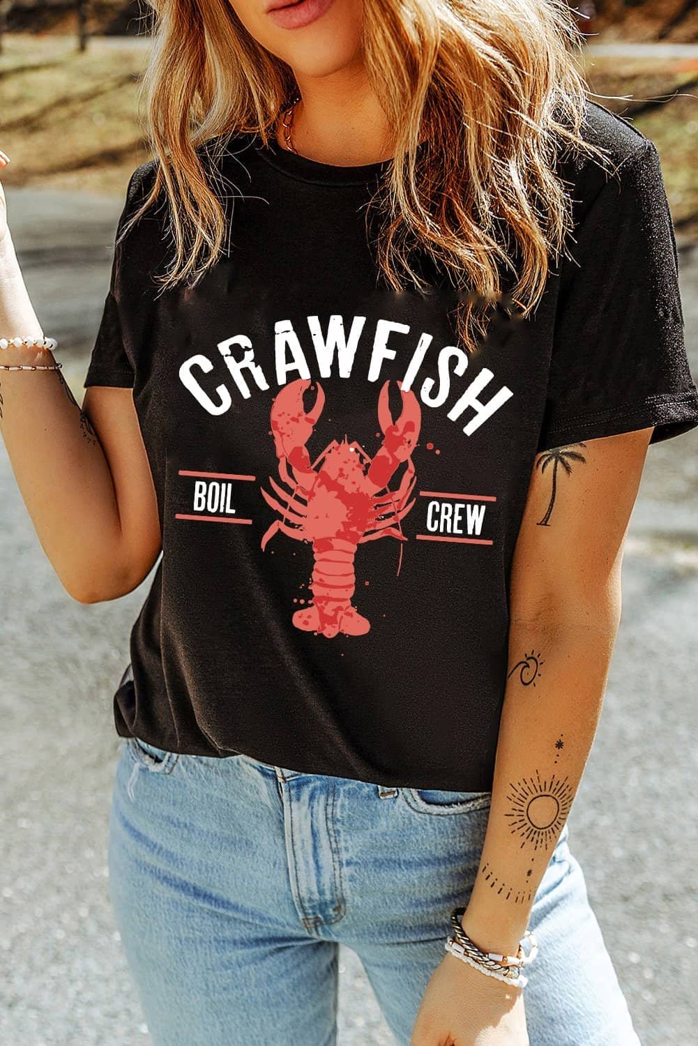 Black Crawfish Boil Crew Distressed Letter Graphic T Shirt
