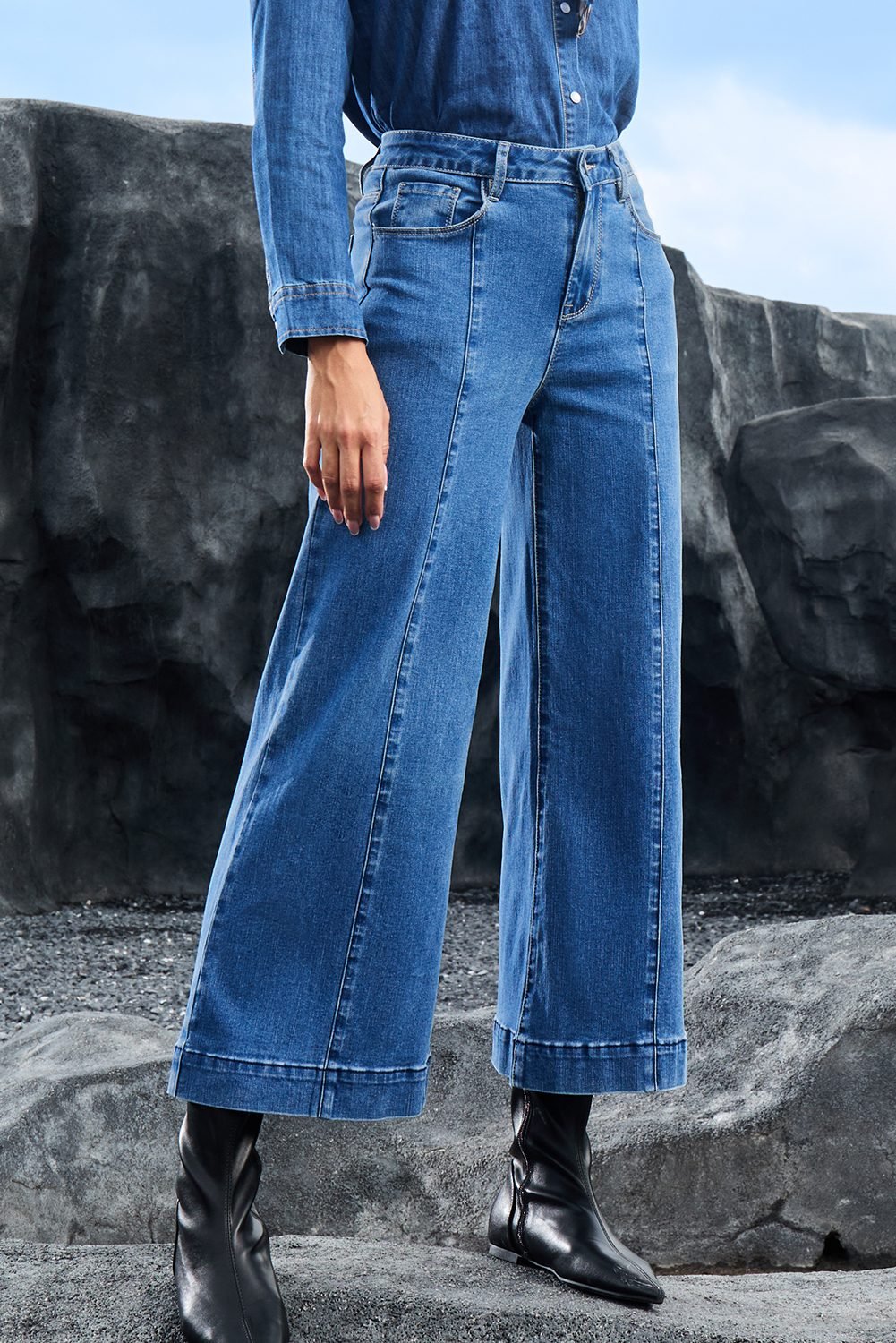 Dark Blue Plain Seam Detail Flared Bottom Ankle Length Jeans