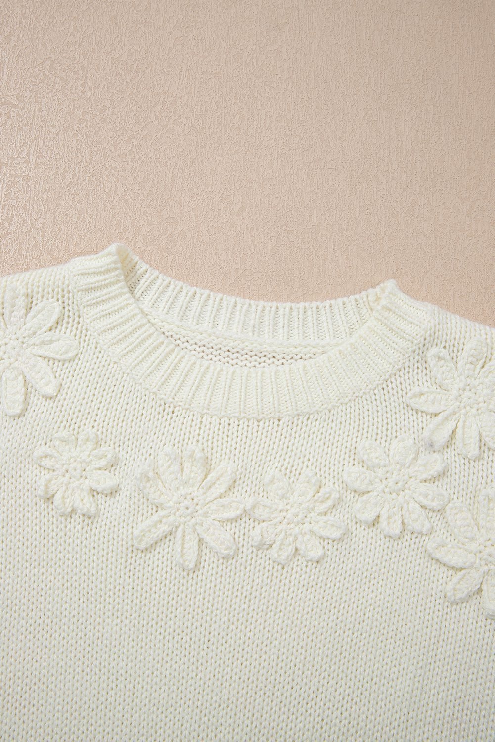 White Flower Detail Round Neck Contrast Textured Puff Sleeve Sweater