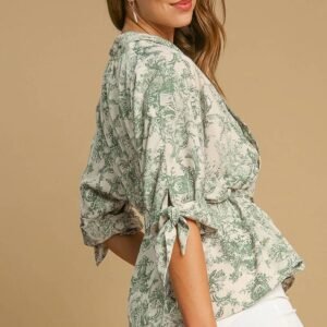 Green Landscape Print Tied 3/4 Sleeve Shirt With Sash