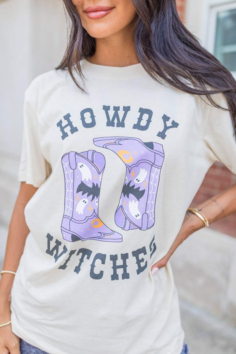 White Howdy Witches Halloween Boots Crewneck T Shirt