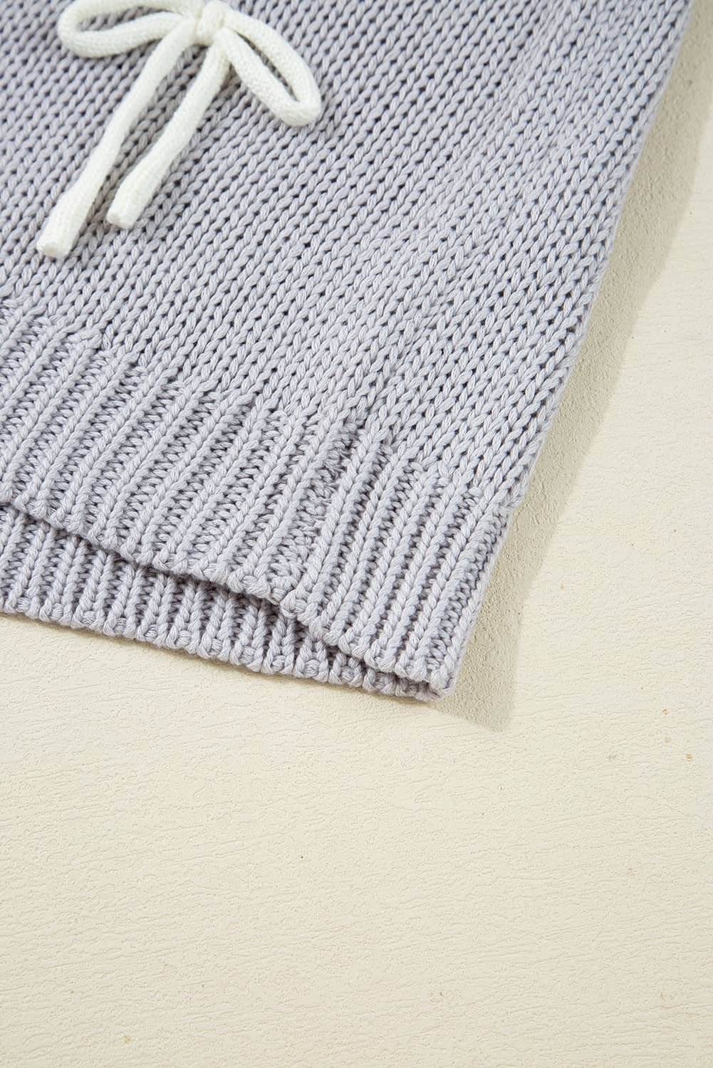 Light Grey Bowknot Applique Cap Sleeve Sweater