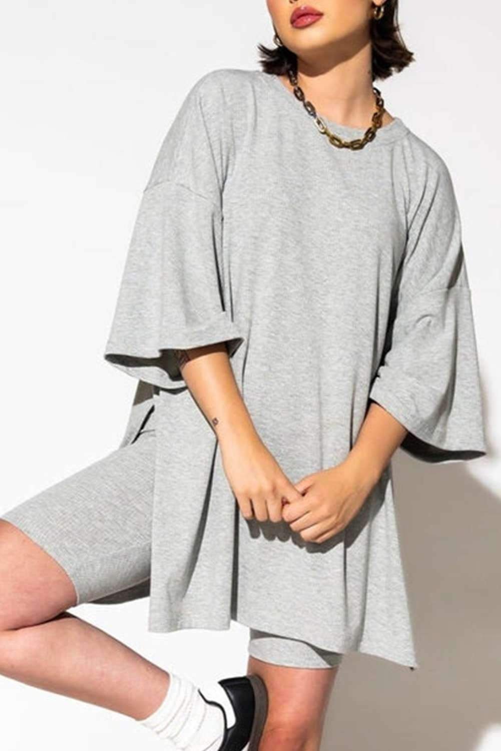 Light Grey Solid Color Loose Tunic Top And Slim Shorts Set