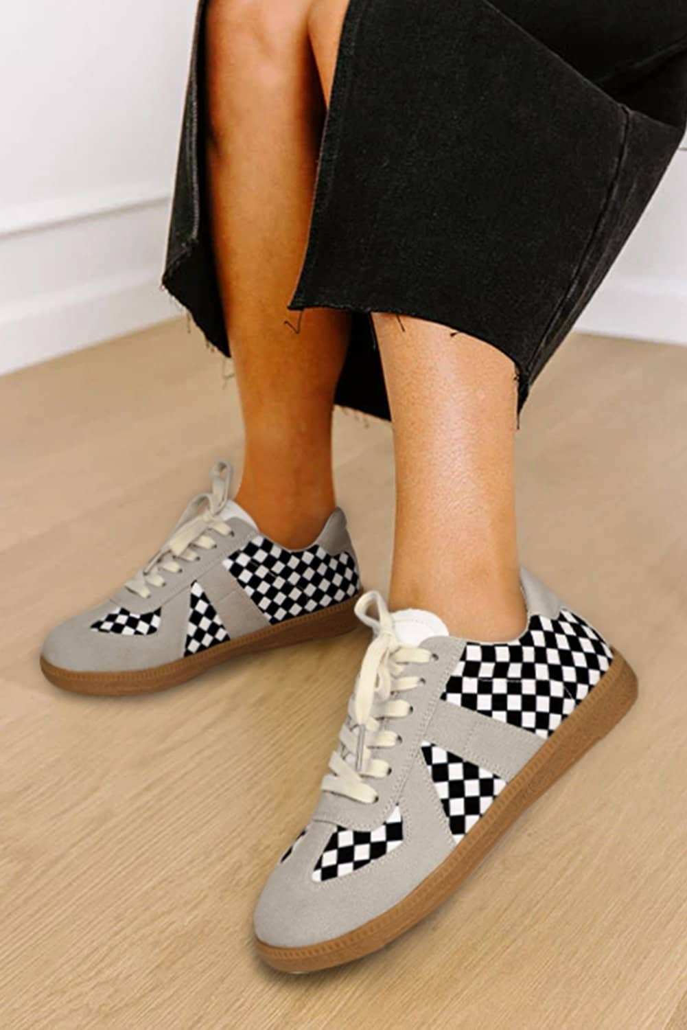 Black Checkerboard Patchwork Lace-Up Flat Leatherette Shoes
