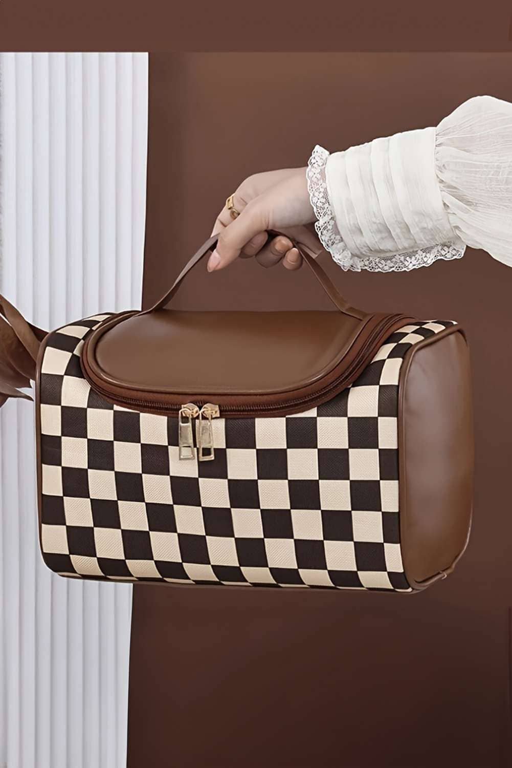 Black Checkered Pu Leather Zipper Makeup Bag