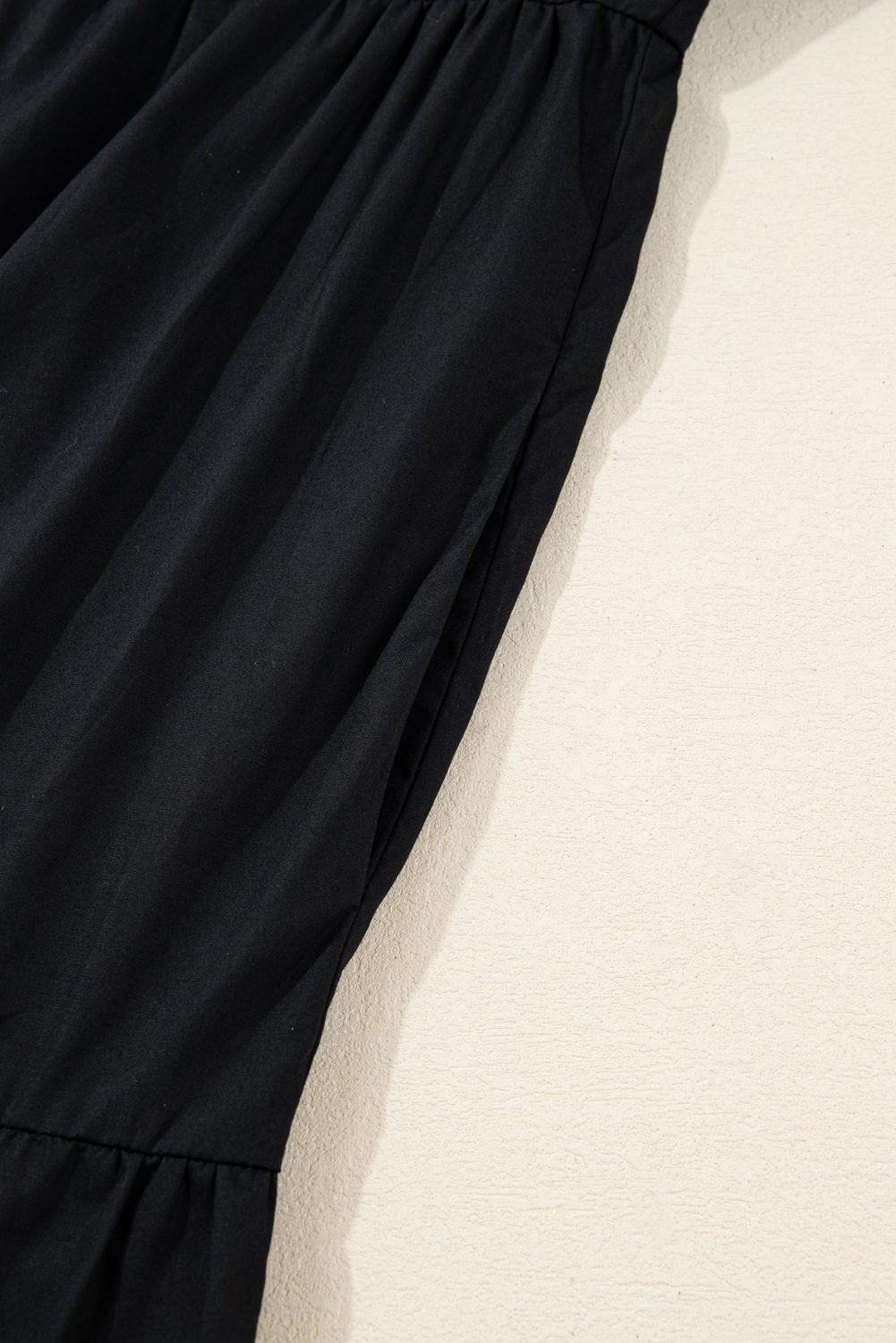 Black Contrast Trim Knot Cuffs Plus Size V Neck Mini Dress