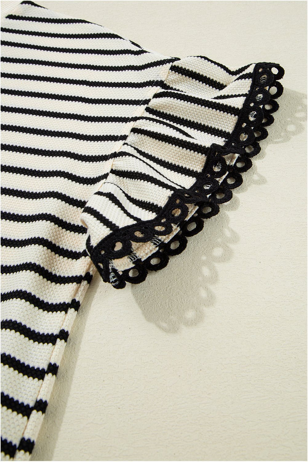 Black Stripe Scallop Lace Trim Ruffle Short Sleeves Crewneck Top