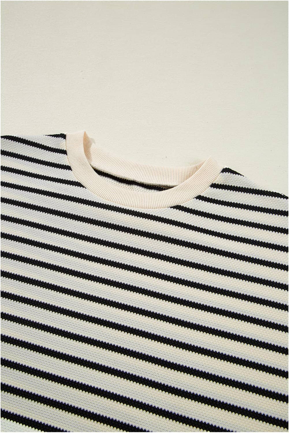 Black Stripe Scallop Lace Trim Ruffle Short Sleeves Crewneck Top