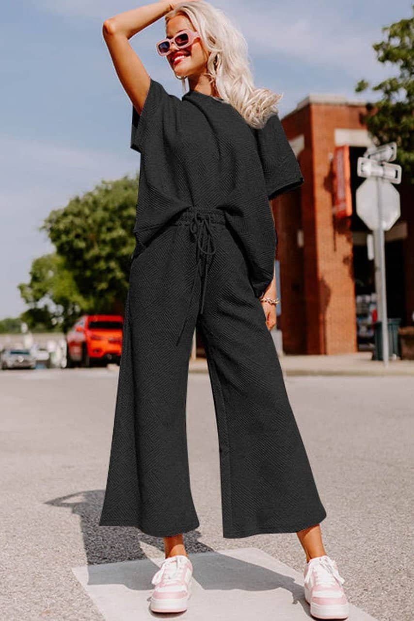 Black Textured Loose Fit T Shirt And Drawstring Pants Set